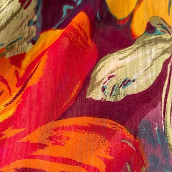 Lane Bryant Semi Sheer Floral Sequins Long Sleeve Top.Size 26/28 - Picture 12 of 14